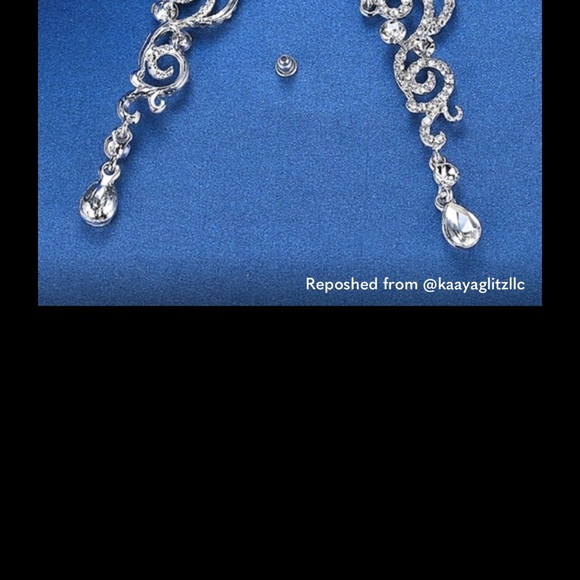 Brand new charming earrings, I have them in royal blue as well. - Picture 3 of 6